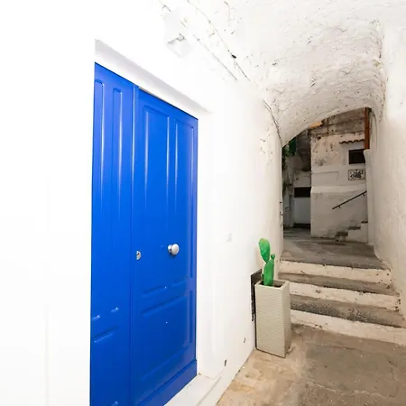 The Blue Door Apartment