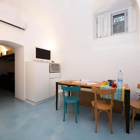 Apartment The Blue Door