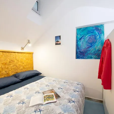 Apartment The Blue Door *